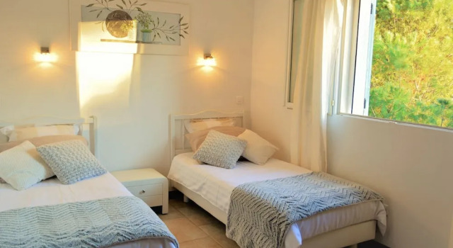 Peaceful Villa in Saint Paul de Vence With Swimming Pool, Забронировать Вилла Отели Ванс с бассейном, Бассейн