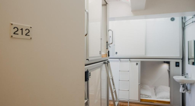 Одноместная капсула Copenhagen Downtown Hostel