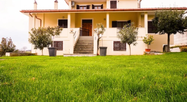 B&B Lu Grillu Holiday, Rezervovat Penzión se snídaní  