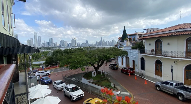 Grand Suite Oasis Hotel