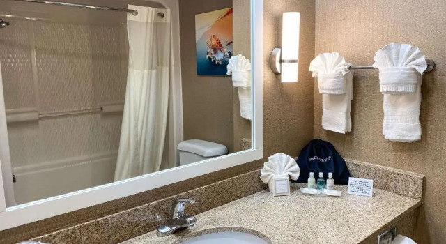 Номер Standard Clarion Hotel & Conference Center Toms River