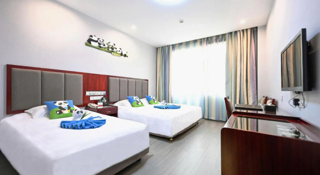 Hengdian World Studios Jinghua Grand Hotel (Qinwang Palace Qingming Shanghe Tu), Book Hotel Hoteller i Hengdian med parkering, Parkering