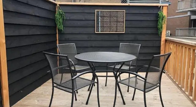 Verstopt, midden in het centrum van Enschede!, Rezerwuj Hotel Enschede Twente