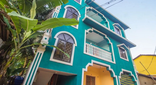 OYO 19350 Home Spacious 1BHK Candolim, Varaa Hotelli Candolim Pohjois-Goa