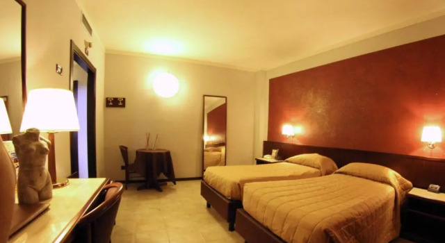 Двухместный номер Standard Hotel Forum