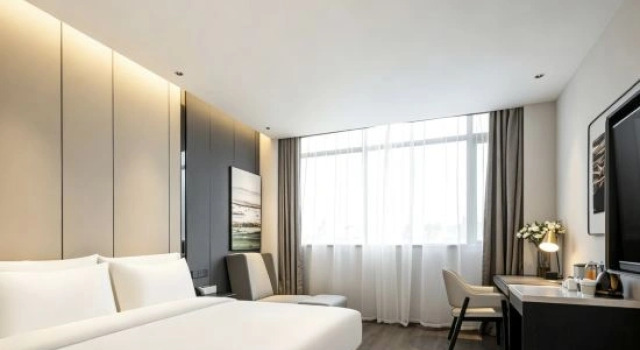 Двухместный люкс Atour Hotel （ Yin'an Street Luqiao District Taizhou  )