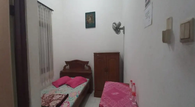Hotel O Hadi Homestay Syariah, Book Hotel Kalasan Yogyakarta Province