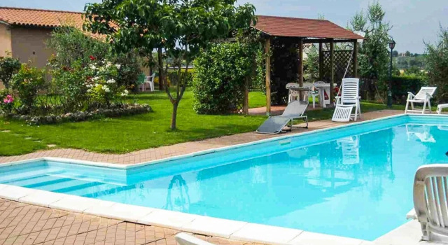 Rustic Apartment La Capannina, Забронировать Апартаменты/квартира Отели Озера Тразимено с парковкой, Парковка