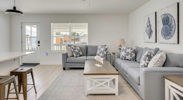 Brand New Home in Steinhatchee With Rooftop Deck!