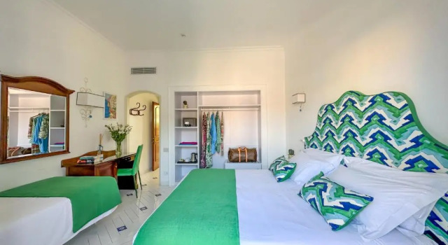 Трёхместный номер Comfort Hotel Villa Di Sorrento