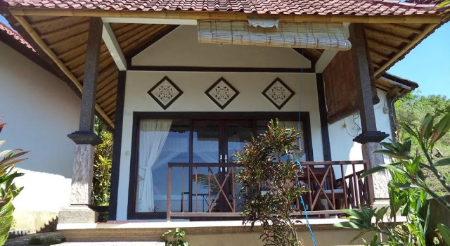 Warung Ary & Home Stay, Забронировать Гостевой дом Отели провинции Бали с завтраком, Завтраки