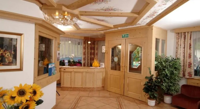 Albergo Fiordaliso, Забронировать Отель Канацеи Трентино-Альто-Адидже, рядом с Горнолыжный курорт Канацеи