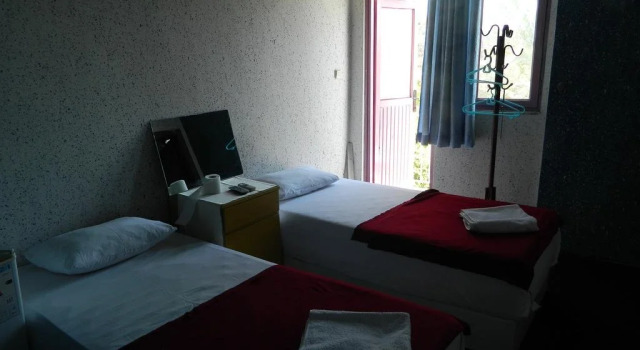 Sunrise Hotel, Забронировать Отель Калеичи 