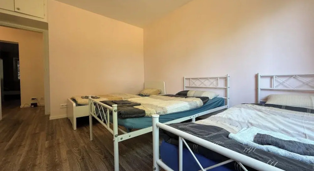 Three Bedroom Comfort Apartment Maintal, Забронировать Апартаменты/квартира Майнталь земля Гессен