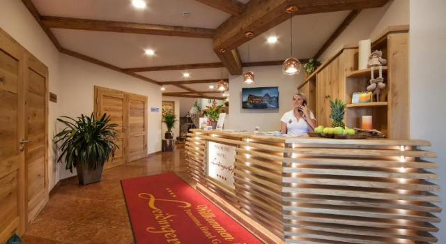 Panorama Hotel Gasthof Leidingerhof, Book Hotel Mondsee 