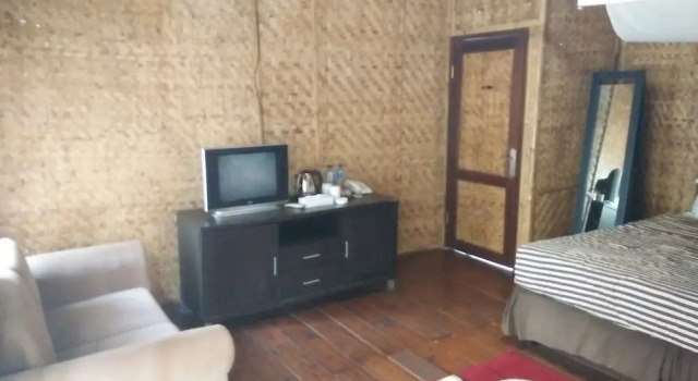 Bungalow Deluxe Bukit Alamanda Resort & Resto