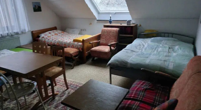 Room in Guest Room - Private Room in Country House, Erkelenz, Забронировать Гостевой дом Эркеленц 