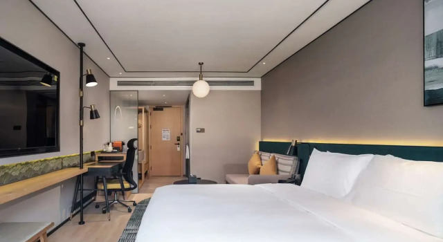 Номер Deluxe Hilton Garden Inn Chengdu Kuanzhai Alley