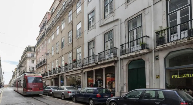 Baixa Modern Three-Bedroom Apartment - by LU Holidays