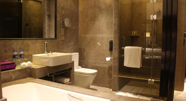 Номер Executive Wyndham JinJiang Hotel