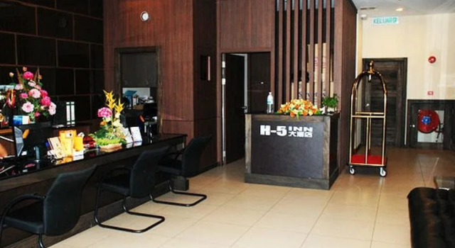 H-5 Inn, Boek Hotel Goedkope hotels in Borneo