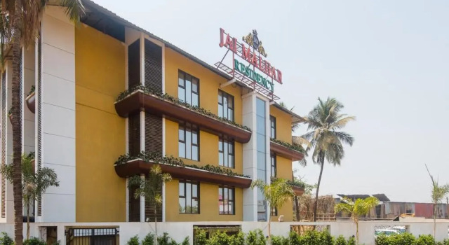 OYO 13468 Hotel Jai Malhar Residency, Забронировать Отель Отели штата Махараштры 3 звезды, 3*