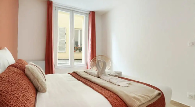 Charming Apartment - Bastille-le Marais, Забронировать Апартаменты/квартира Отели Парижа с парковкой, рядом с Курон, Парковка