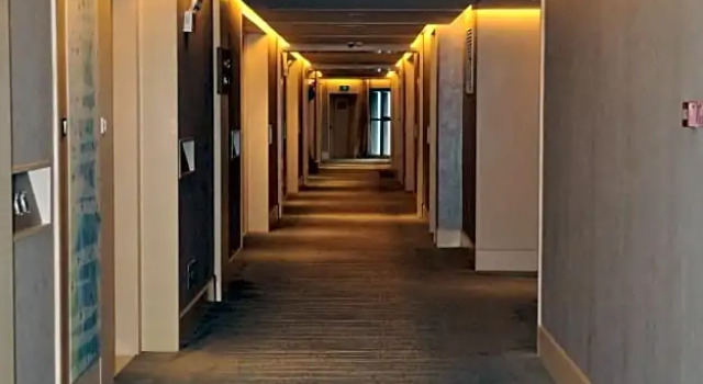 Двухместный номер Business с видом на озеро Grand Skylight International Hotel Gongqingcheng