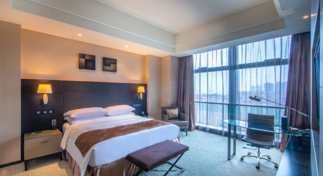 Двухместный номер Deluxe с видом на город Renaissance Guiyang Hotel