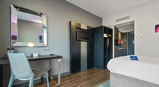 Студия Roomzzz Nottingham City