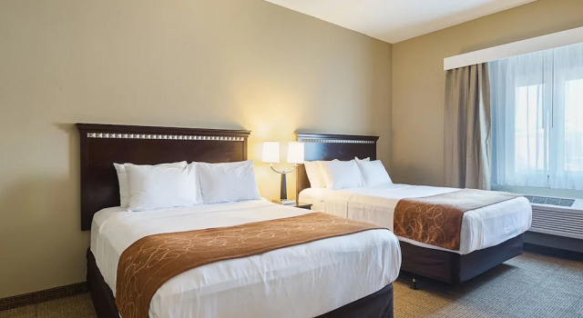 Люкс с частичным видом на океан Comfort Suites Beachside