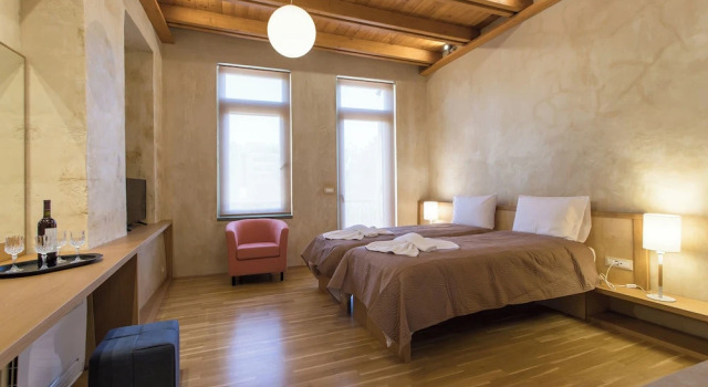 Номер Deluxe Polixenys Suites