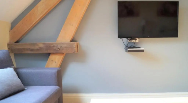 B&B Johannes-Hoeve, Book Bed and Breakfast Hoteller i North-Limburg med pool, Swimmingpool