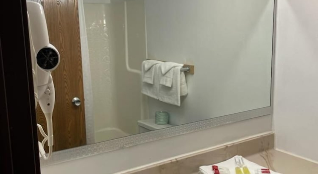 Двухместный семейный номер Standard Budget Host Inn
