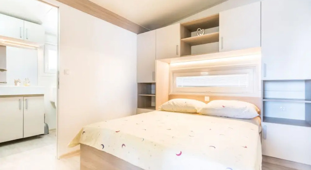 Mobile Home Rock Rose 2, Rezerwuj Hotel Tkon Pasman Island