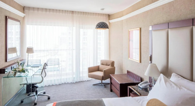 Executive Twin room with balcony and with sea view Renaissance Tel Aviv Hotel