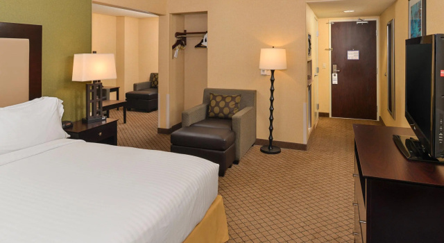 Двухместный люкс Holiday Inn Express Sacramento Airport Woodland by IHG