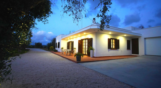 Villa Topazio, Book Villa Hotels in Sanarica with Parking, Parking