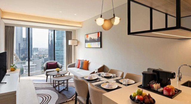 Люкс Executive Swissôtel Living Jakarta Mega Kuningan