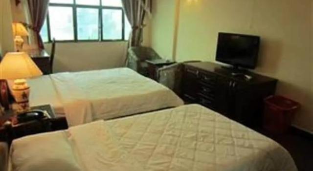 Трёхместный номер Deluxe The Sun Hotel