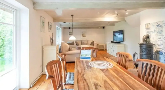 Semi-detached House Waygaard West, Dagebull
