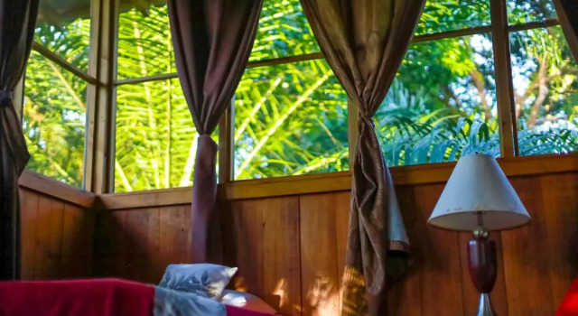 Бунгало с видом на сад Отель Casa Drake Lodge