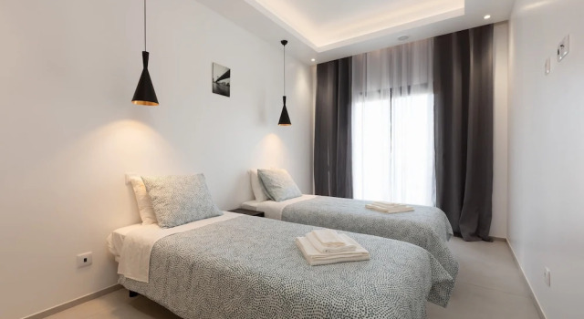 Correeira Luxury Residence T3 G - Albufeira, Pools, Wifi, Bbq, Beach