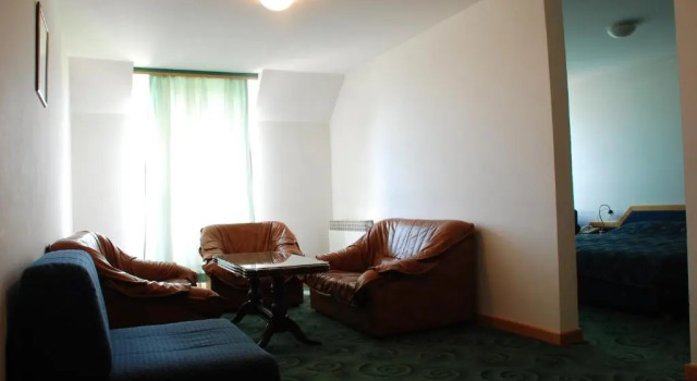 Люкс Hotel Imzit Dobrinja