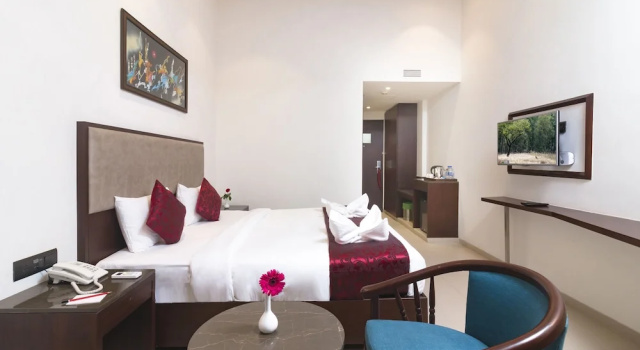 Двухместный номер Standard с балконом 7 Apple Resort Lonavala