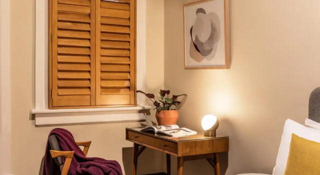 Четырёхместный номер Standard с балконом The Jensen Potts Point