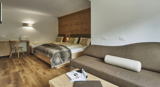 Трёхместный номер Standard с балконом Hotel Cristallo - Wellness Mountain Living