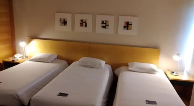 Трёхместный номер Deluxe Golden Tulip Brasília Alvorada
