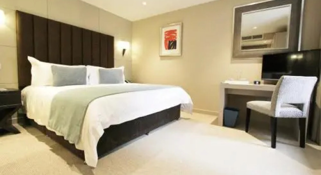 Cae Court Hotel