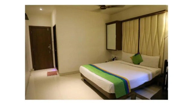 Hotel Silver Paradise, Забронировать Отель Отели штата Махараштры 3 звезды, 3*